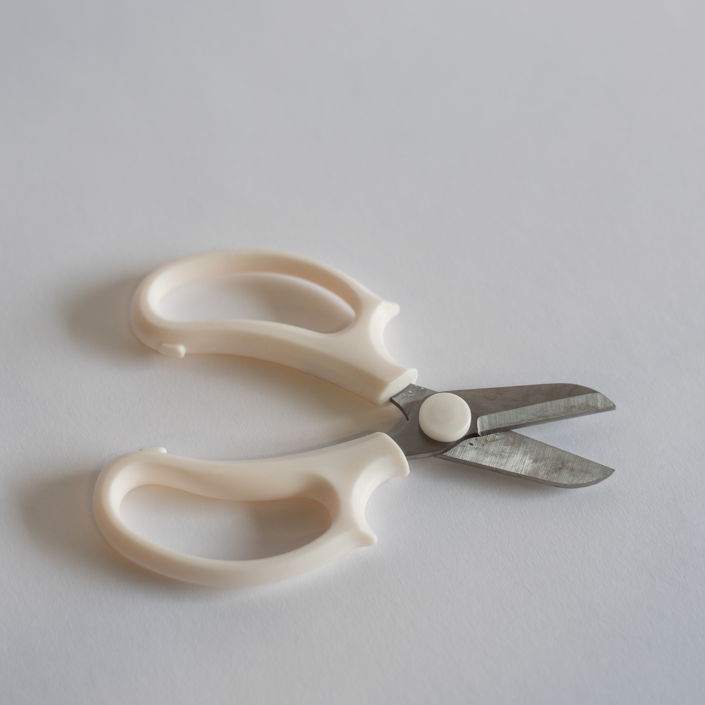 White Floral Shears