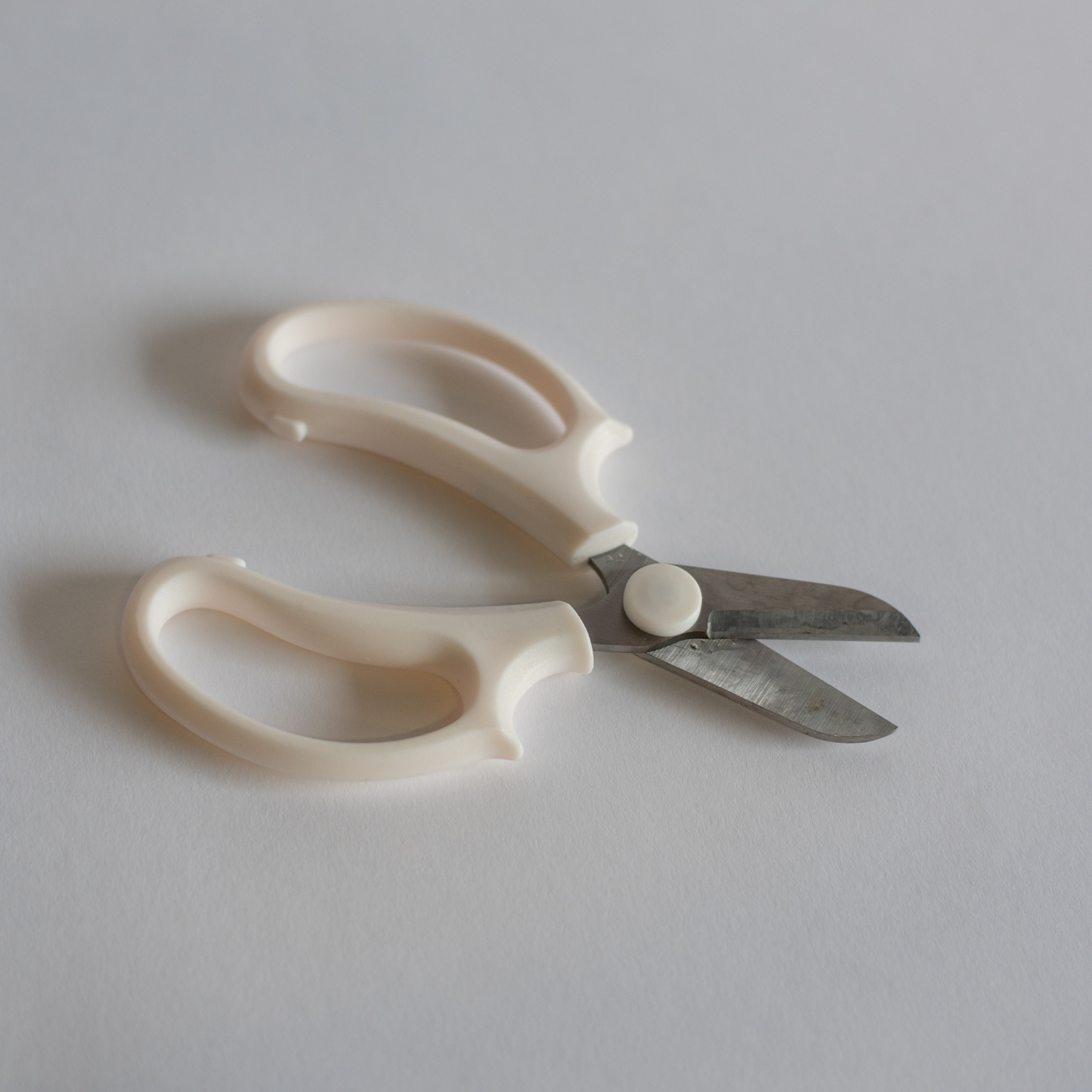 White Floral Shears